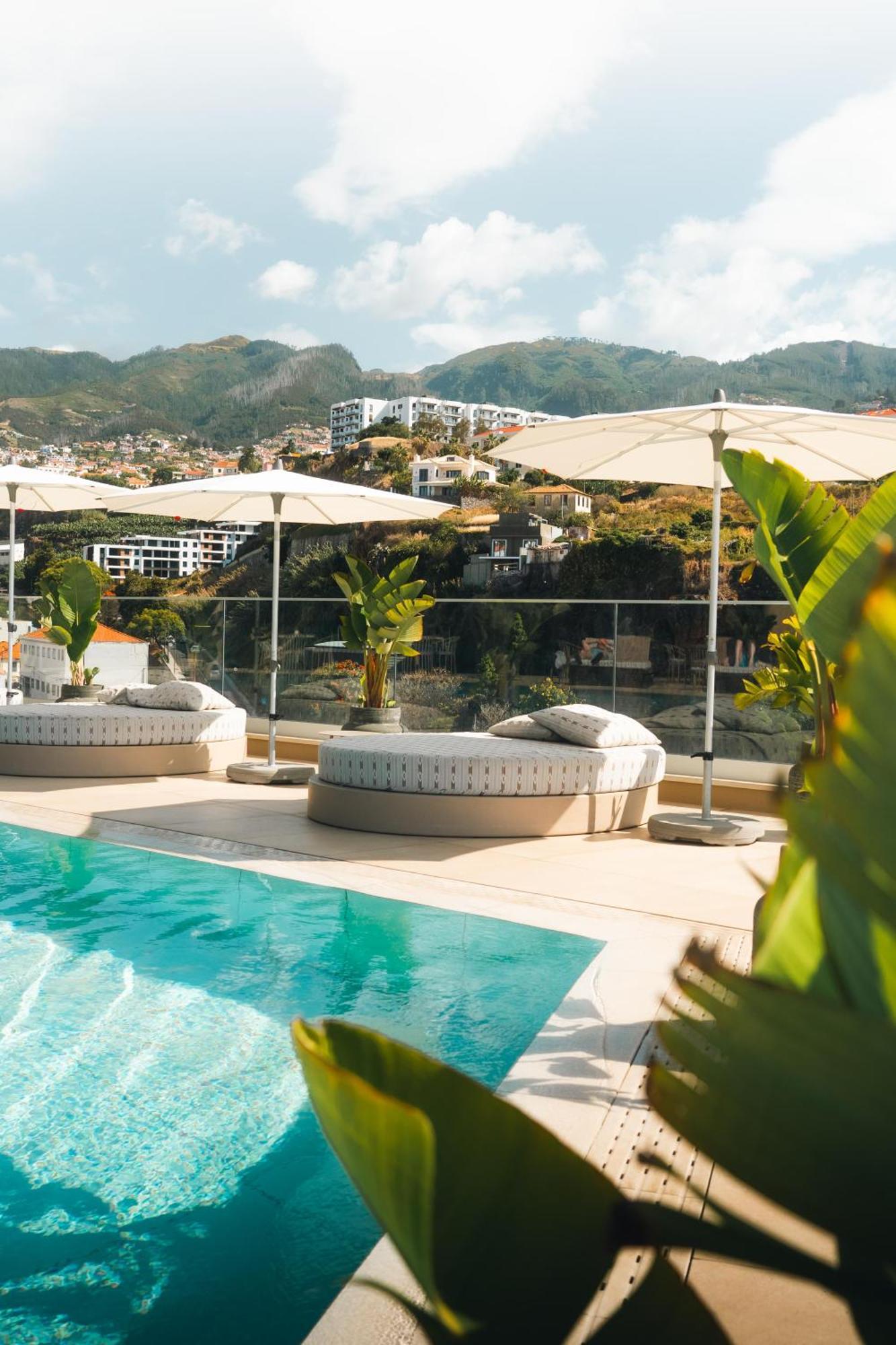 فندق The Views Baia - Adults Only فونشال المظهر الخارجي الصورة