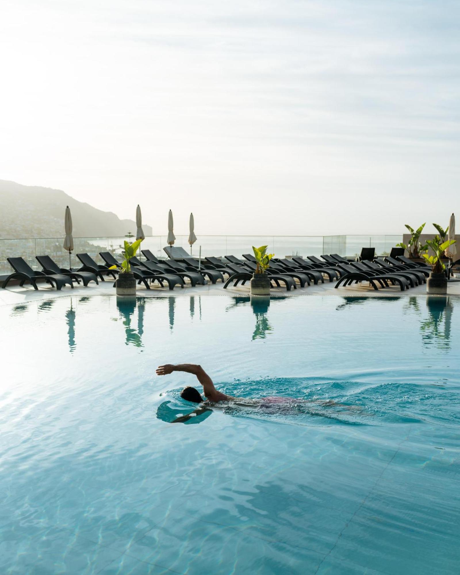 فندق The Views Baia - Adults Only فونشال المظهر الخارجي الصورة